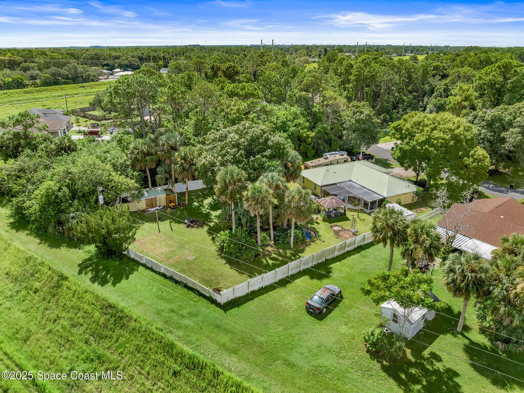 1562 Hayworth Circle, Palm Bay, FL 32907