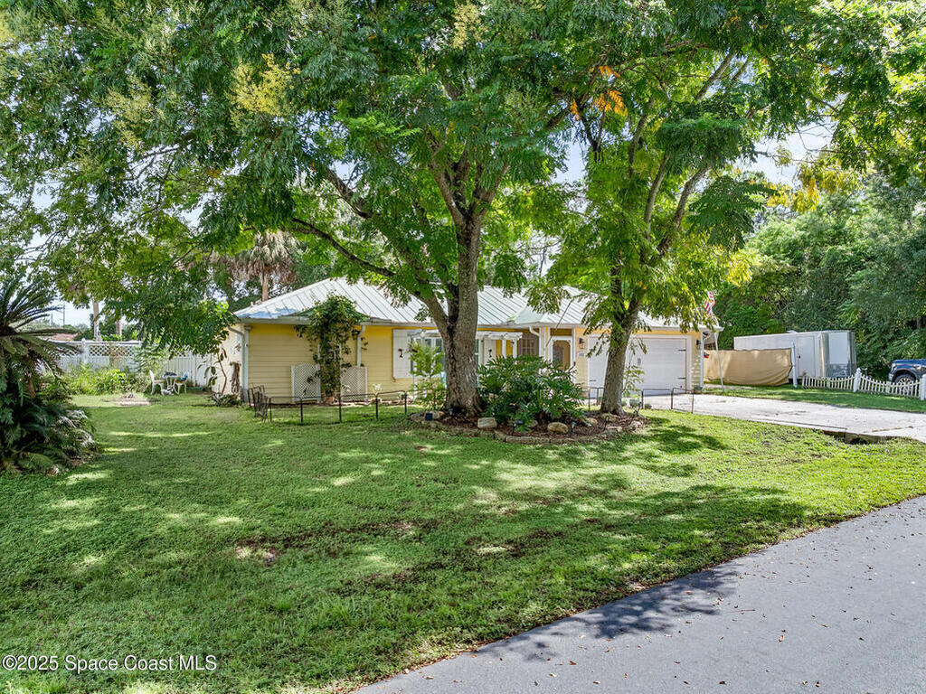 1562 Hayworth Circle, Palm Bay, FL 32907