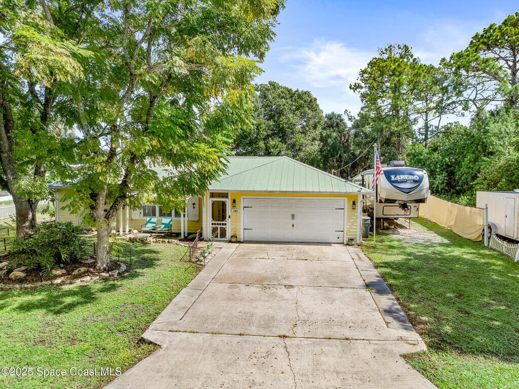 1562 Hayworth Circle, Palm Bay, FL 32907