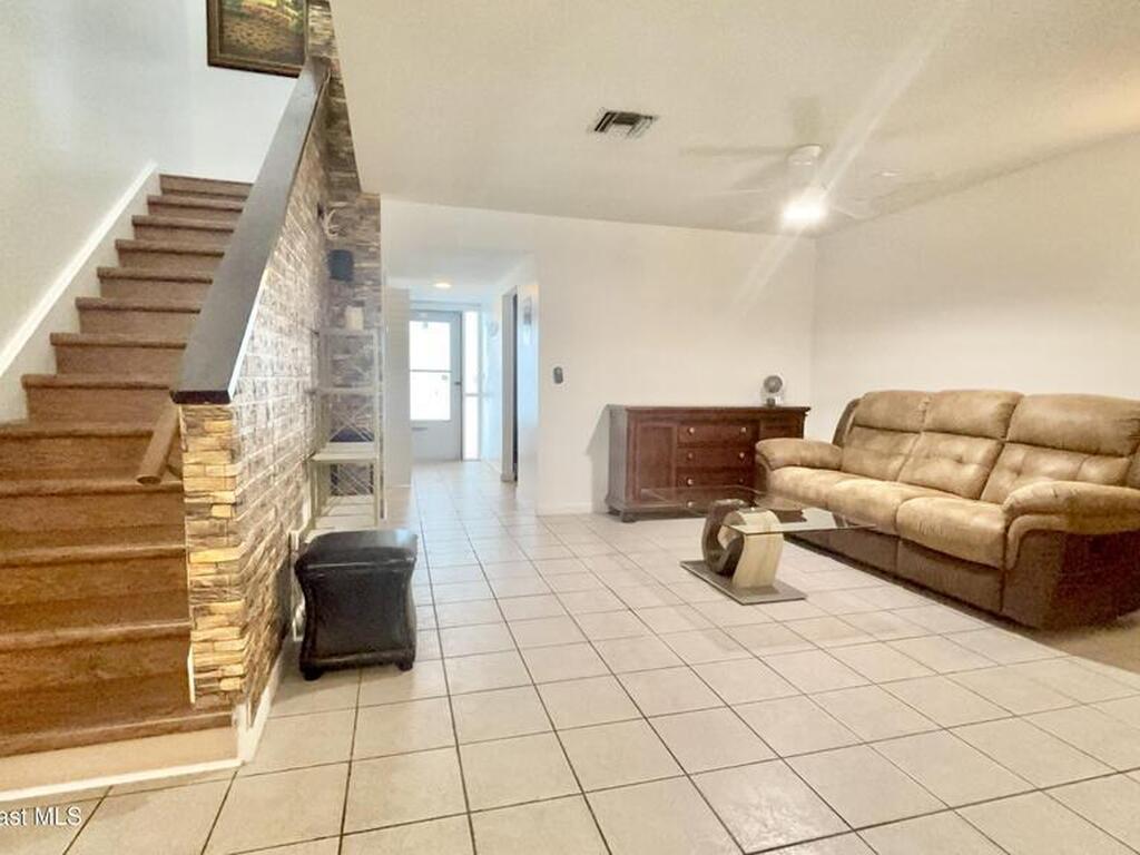 274 Queens Court, Satellite Beach, FL 32937