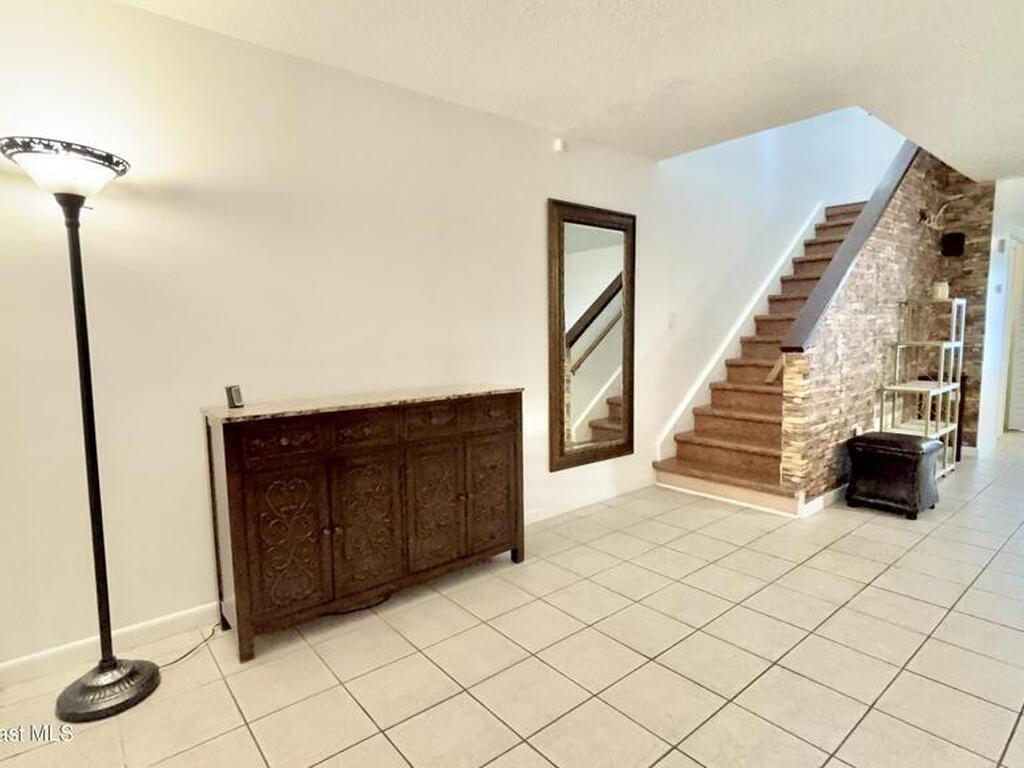 274 Queens Court, Satellite Beach, FL 32937