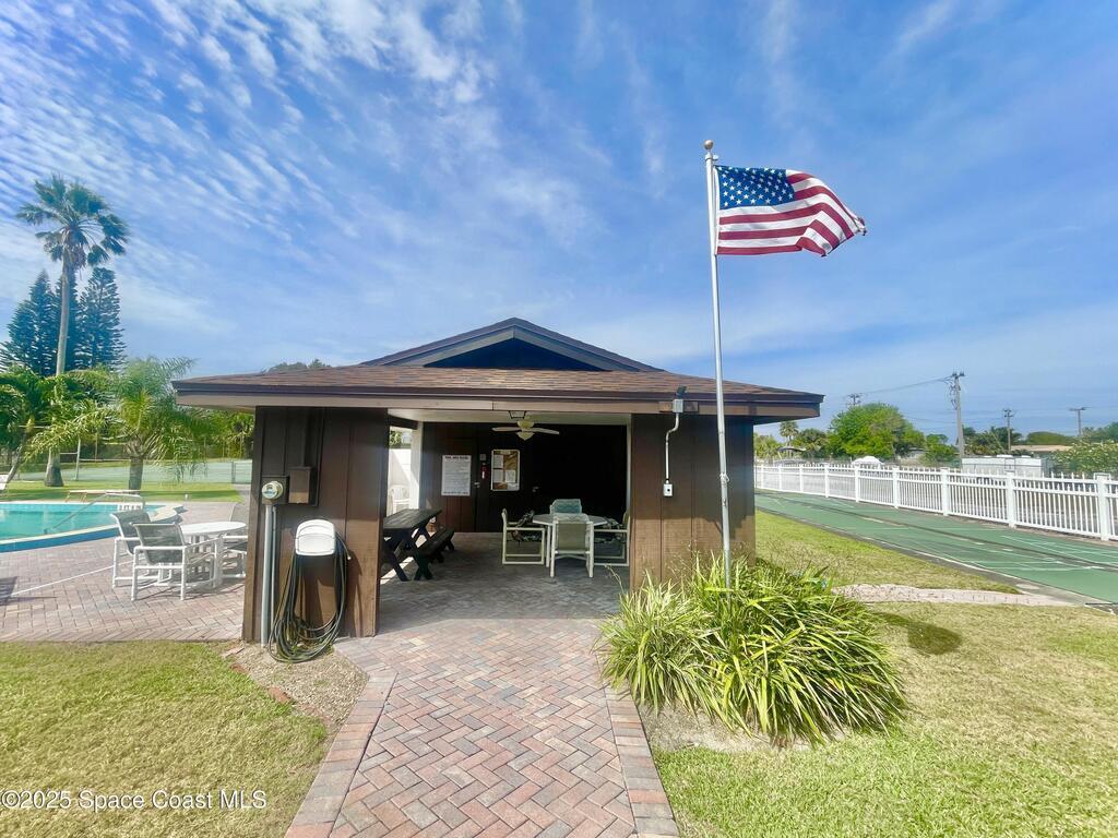 274 Queens Court, Satellite Beach, FL 32937