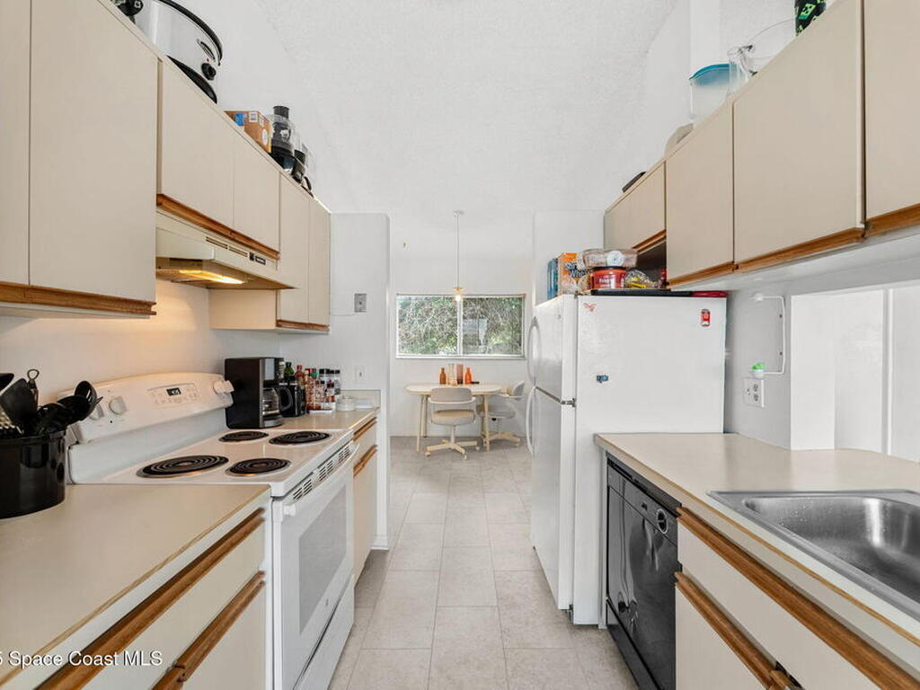 230 Beach Park Lane, Cape Canaveral, FL 32920