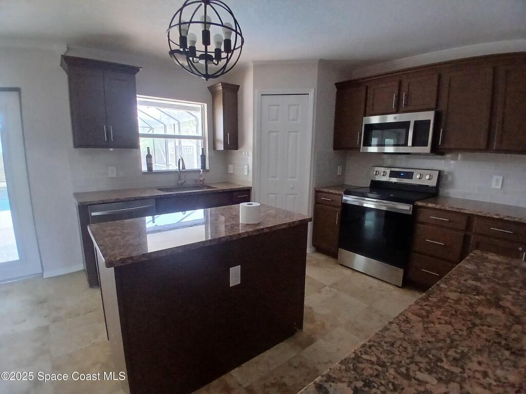 1412 Hayworth Circle, Palm Bay, FL 32907