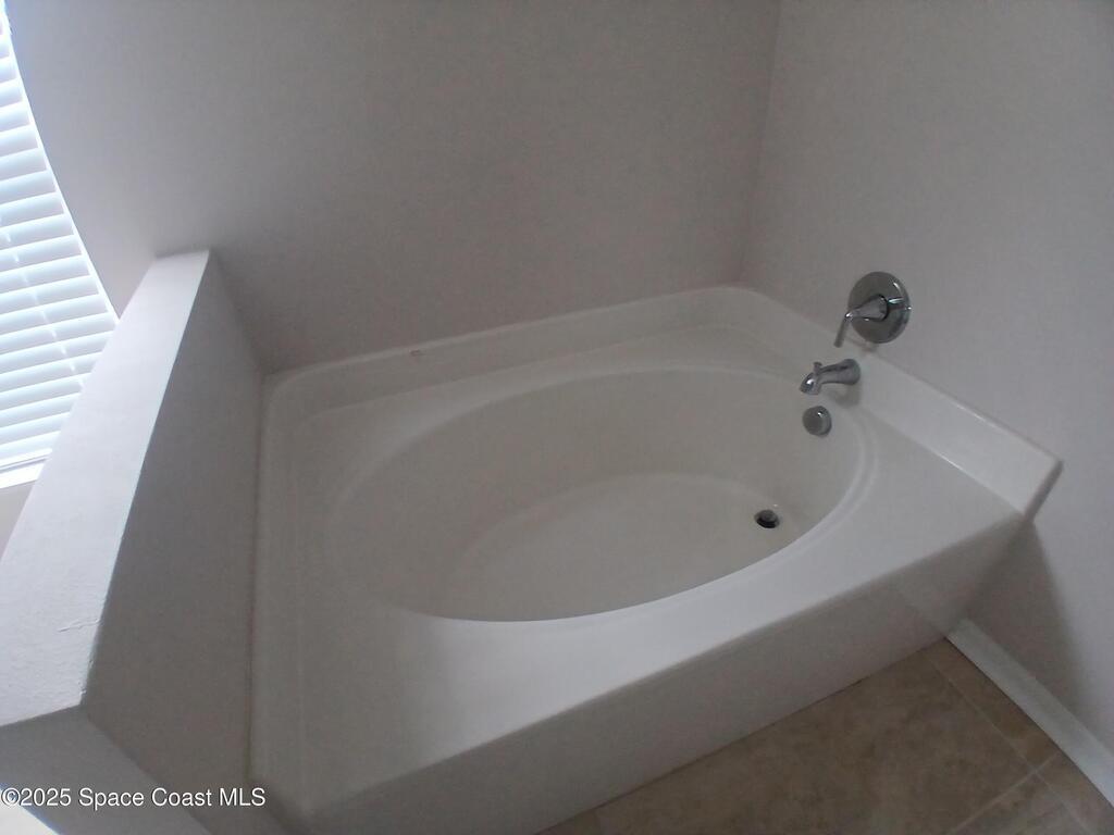 1412 Hayworth Circle, Palm Bay, FL 32907