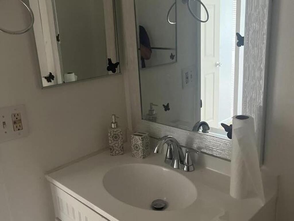 1515 Huntington Lane, Rockledge, FL 32955