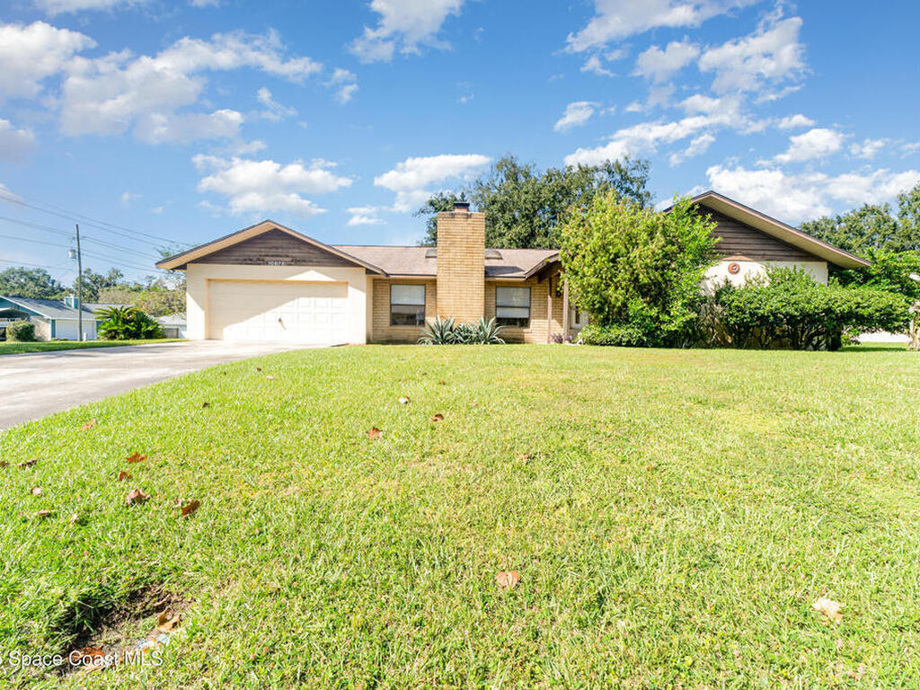 10878 SE 45th Avenue, Belleview, FL 34420