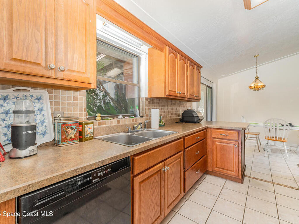 10878 SE 45th Avenue, Belleview, FL 34420