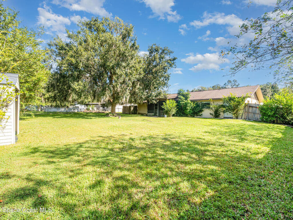 10878 SE 45th Avenue, Belleview, FL 34420
