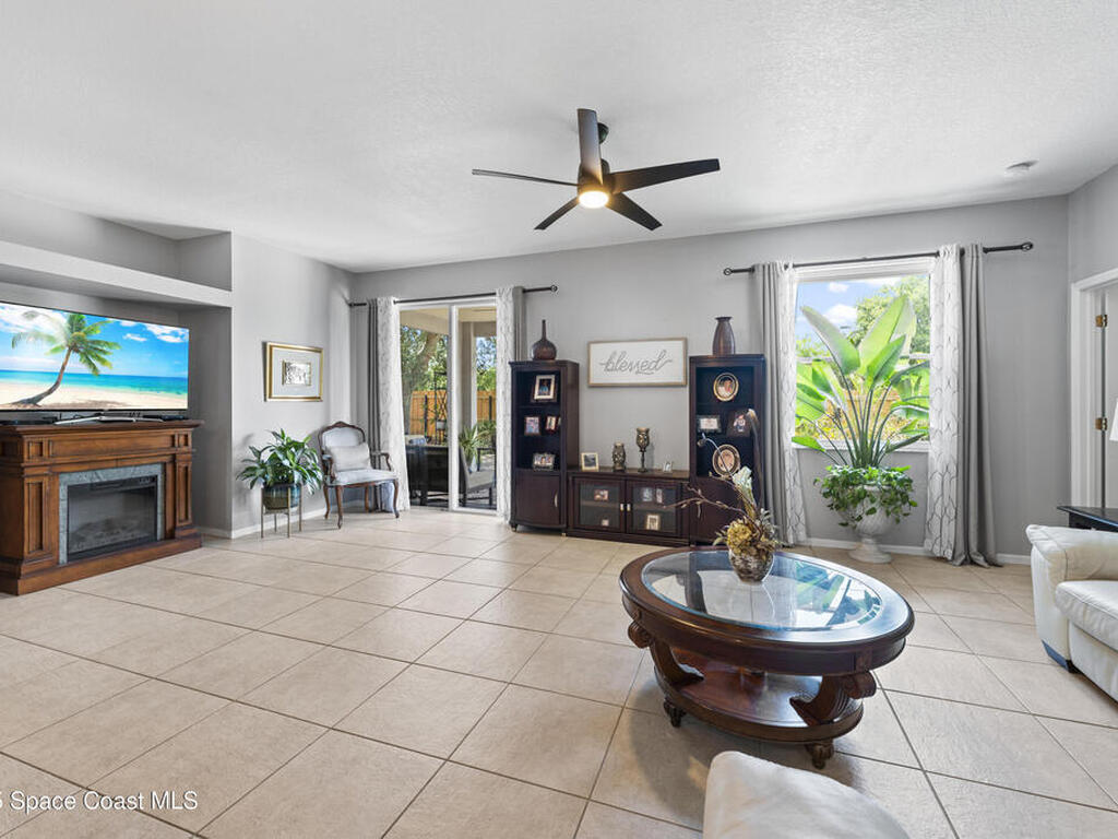 813 Del Mar Circle, Melbourne, FL 32904