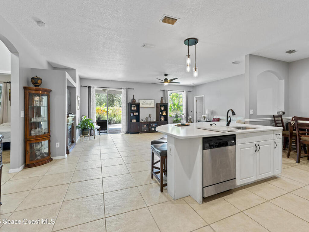813 Del Mar Circle, Melbourne, FL 32904