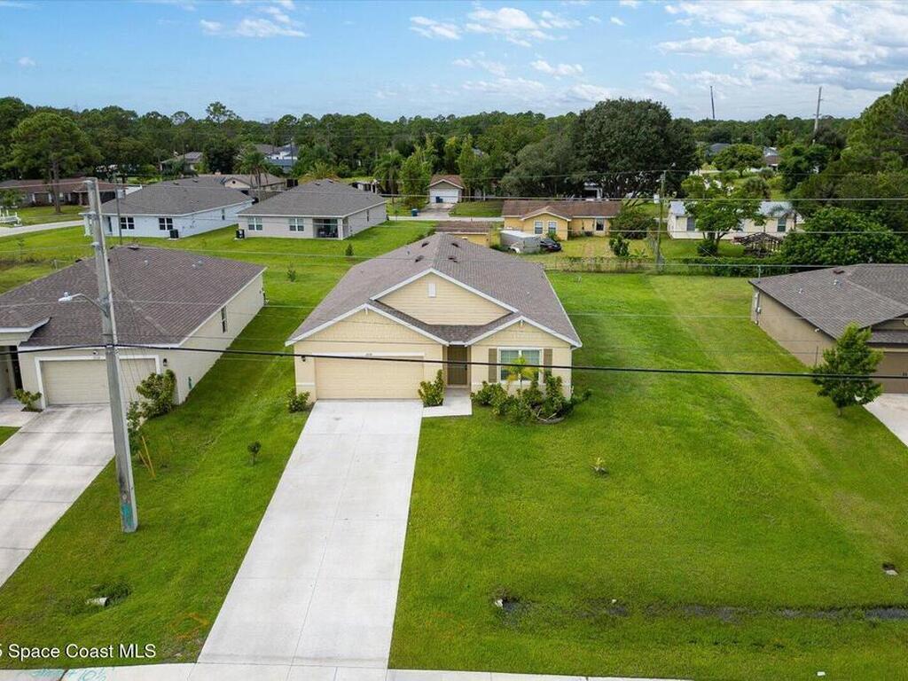 2158 Jupiter Boulevard, Palm Bay, FL 32908