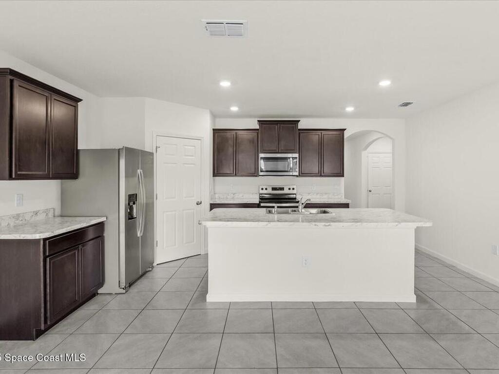 2158 Jupiter Boulevard, Palm Bay, FL 32908