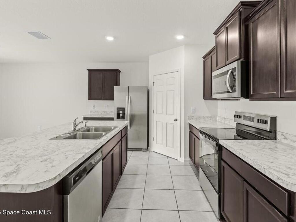 2158 Jupiter Boulevard, Palm Bay, FL 32908