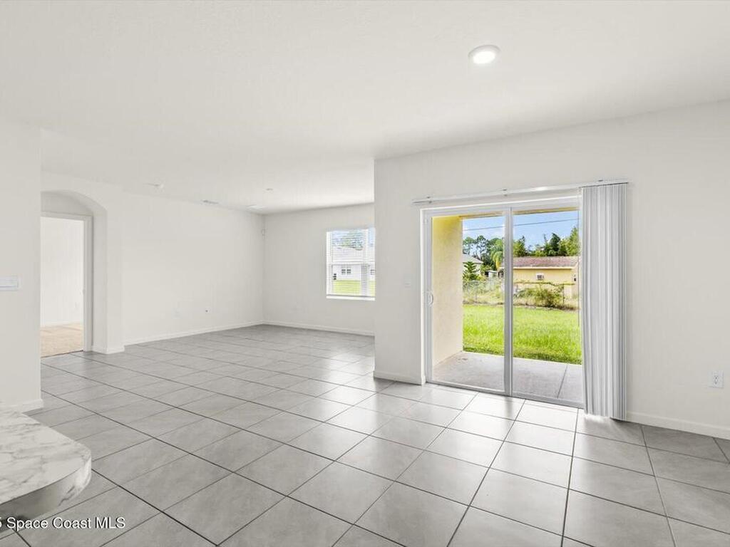 2158 Jupiter Boulevard, Palm Bay, FL 32908