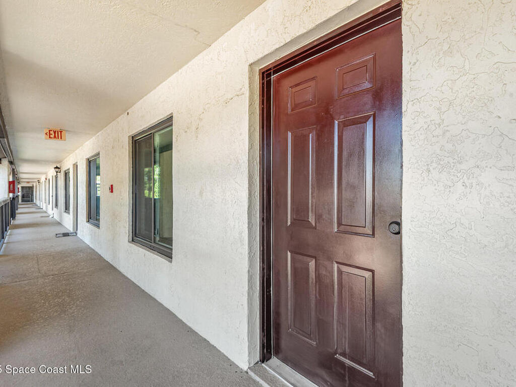 1515 Huntington Lane, Rockledge, FL 32955