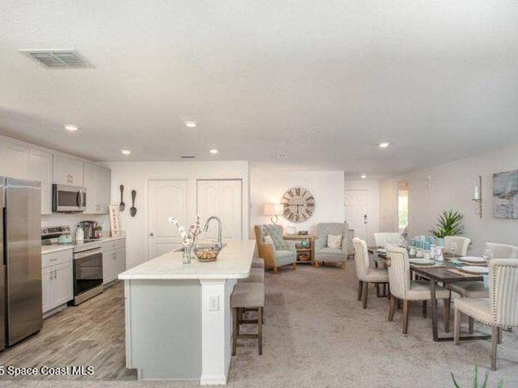 2772 Dahlia Road, Palm Bay, FL 32909