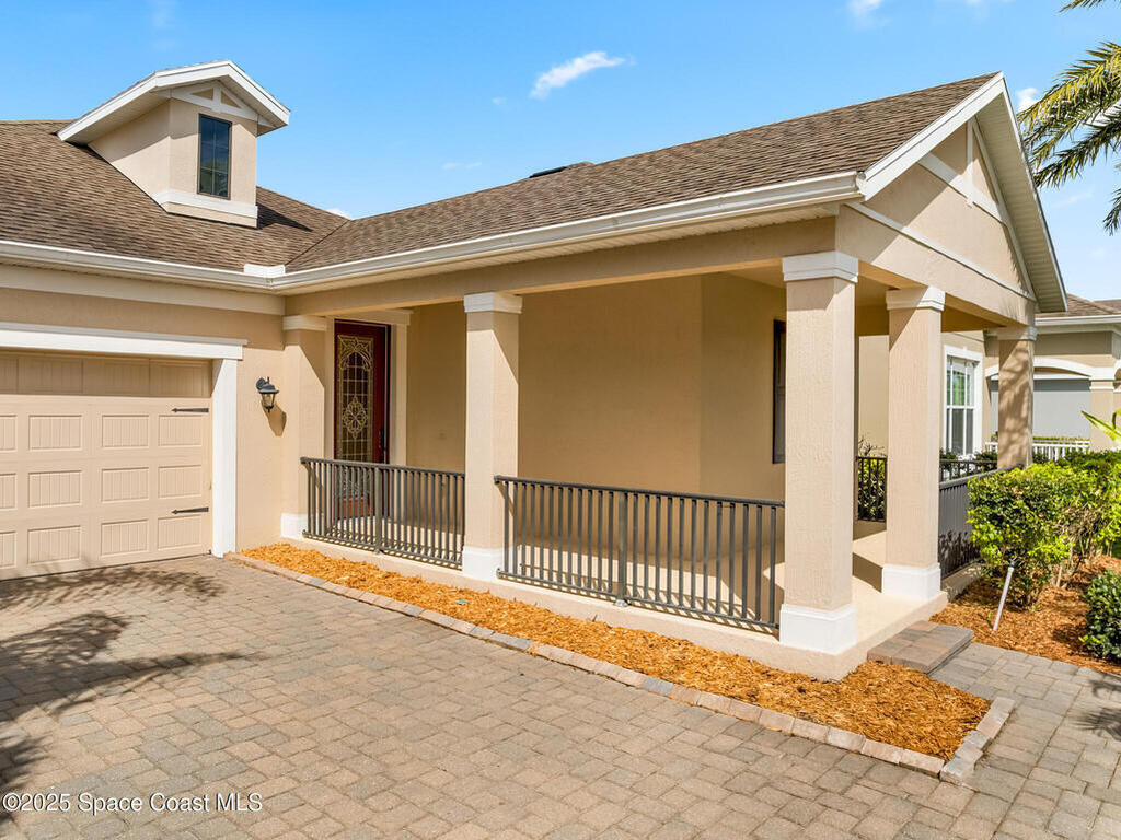 8582 Strom Park Drive, Melbourne, FL 32940