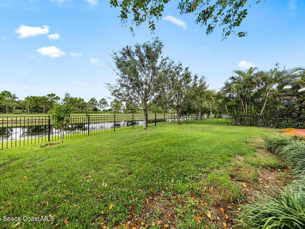 8582 Strom Park Drive, Melbourne, FL 32940