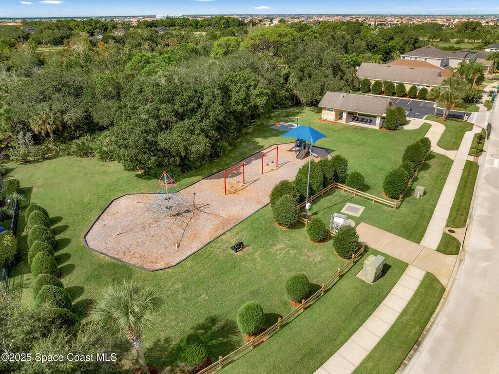 8582 Strom Park Drive, Melbourne, FL 32940