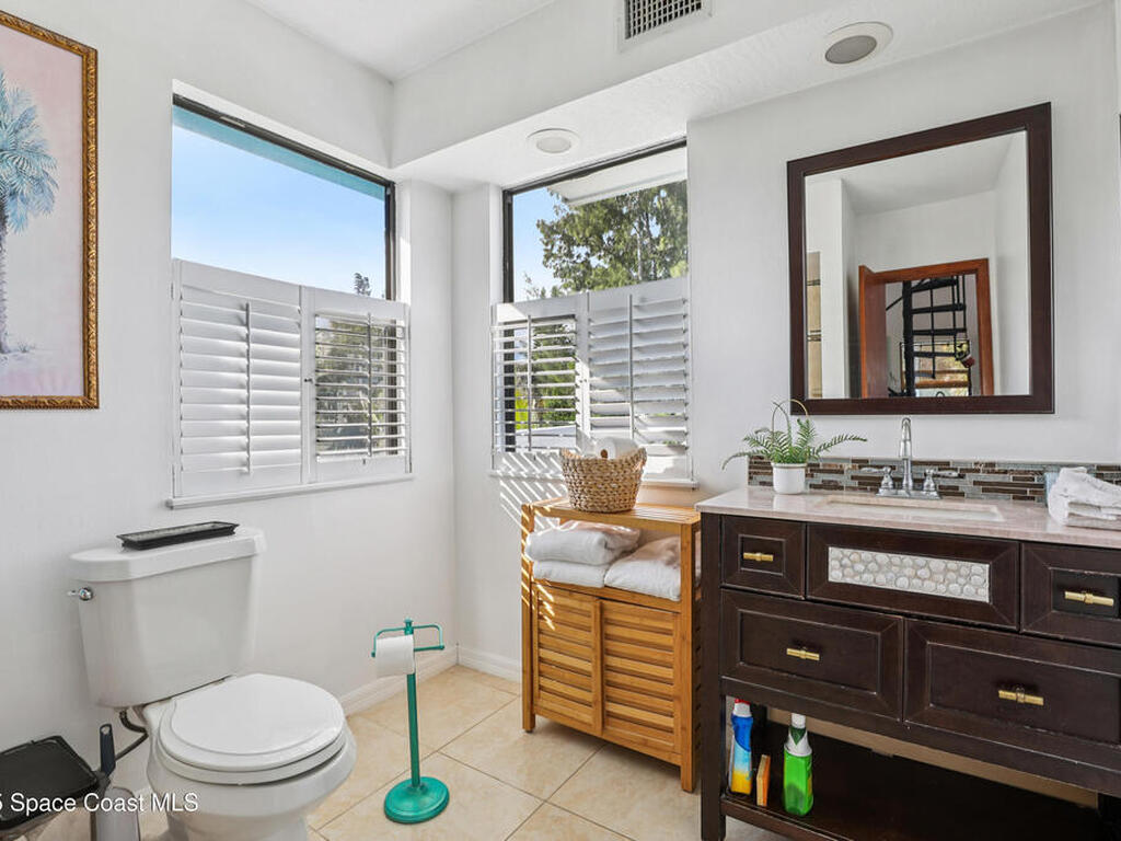 51 Vip Island, Grant-Valkaria, FL 32949