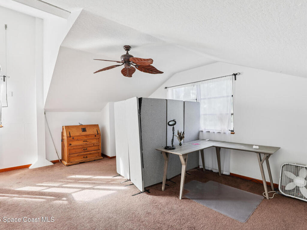 51 Vip Island, Grant-Valkaria, FL 32949