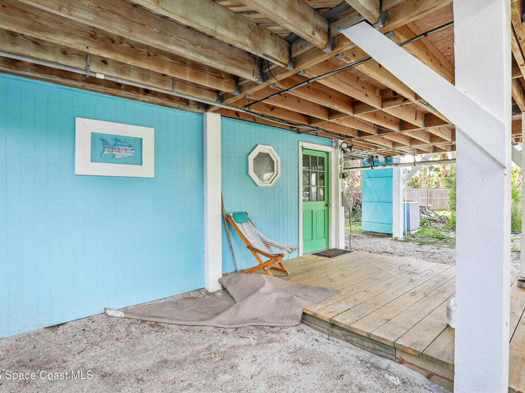 51 Vip Island, Grant-Valkaria, FL 32949