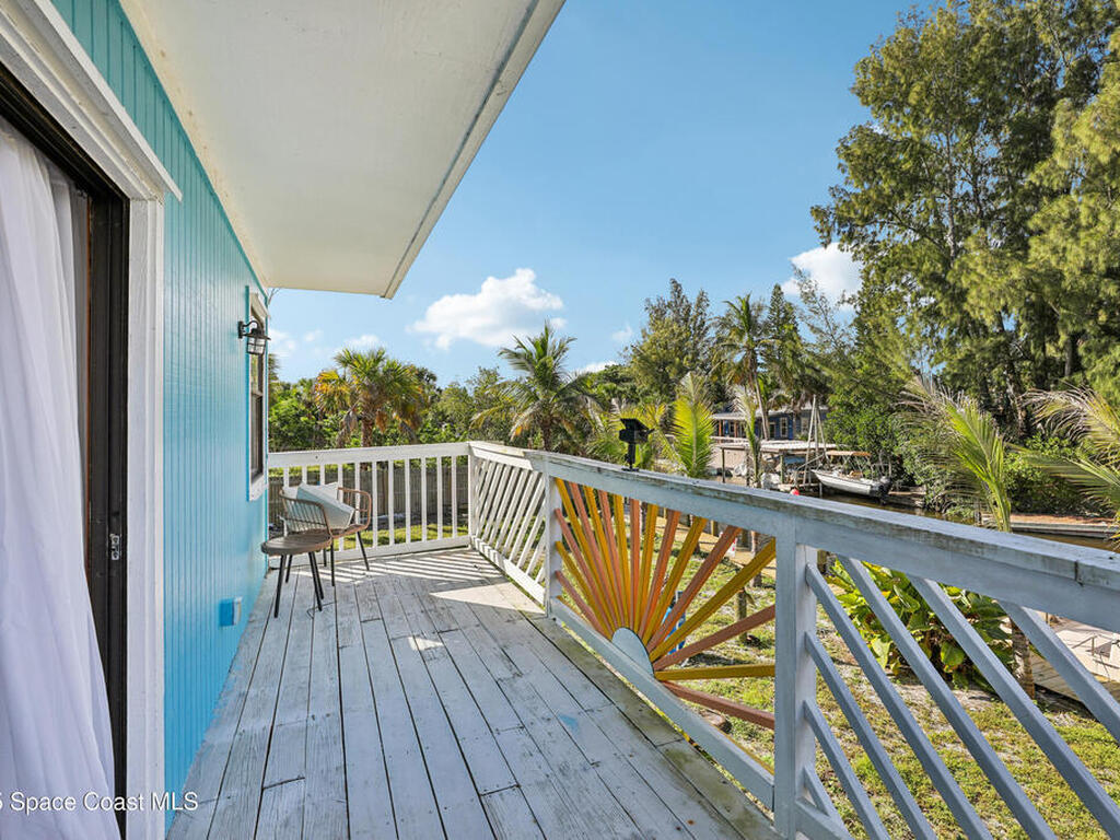 51 Vip Island, Grant-Valkaria, FL 32949