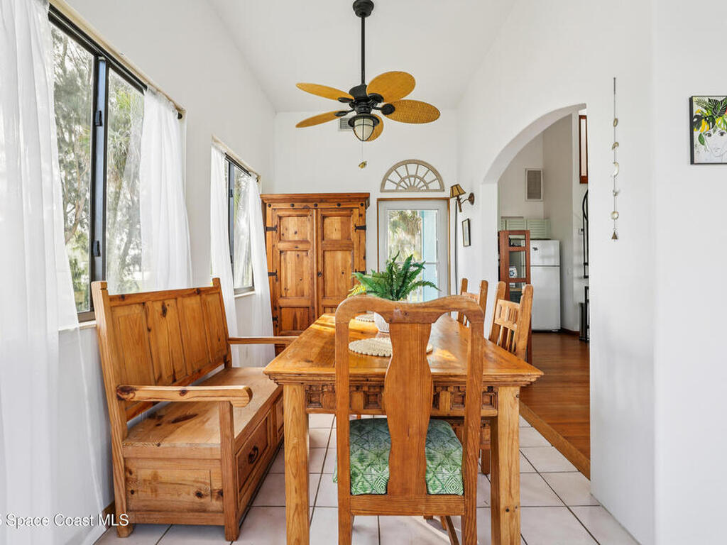 51 Vip Island, Grant-Valkaria, FL 32949