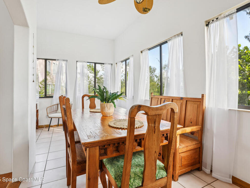 51 Vip Island, Grant-Valkaria, FL 32949