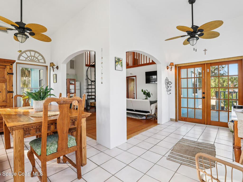 51 Vip Island, Grant-Valkaria, FL 32949