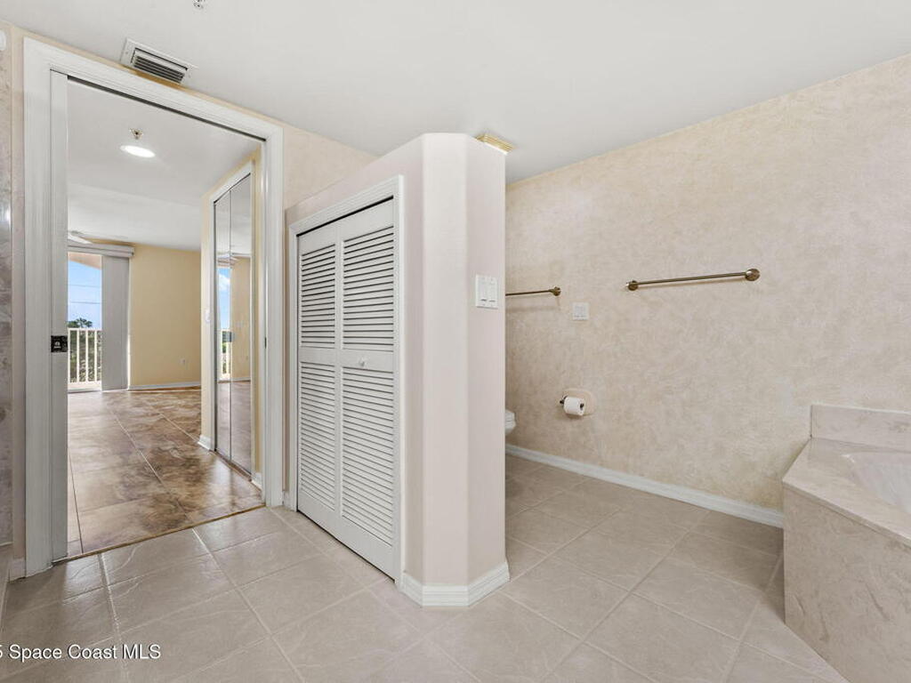 821 Del Rio Way, Merritt Island, FL 32953