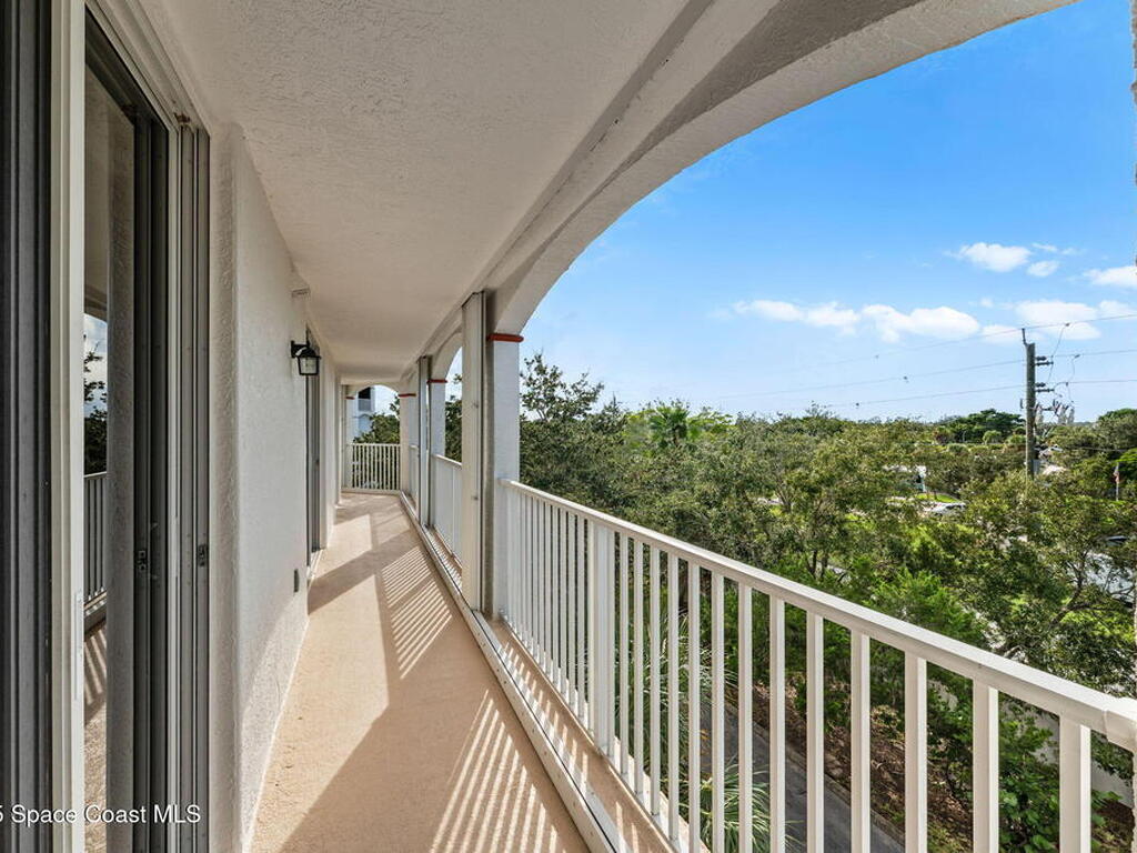 821 Del Rio Way, Merritt Island, FL 32953