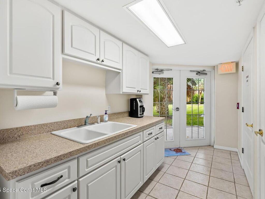 821 Del Rio Way, Merritt Island, FL 32953