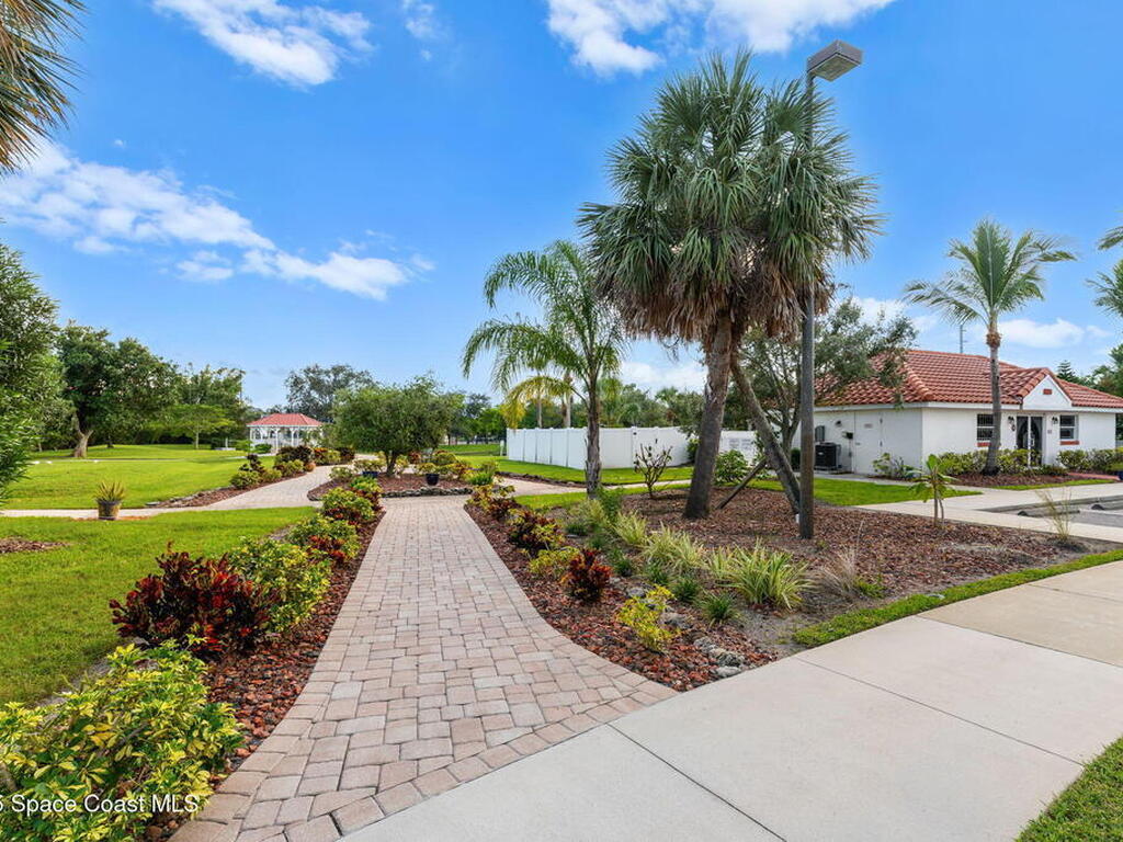 821 Del Rio Way, Merritt Island, FL 32953