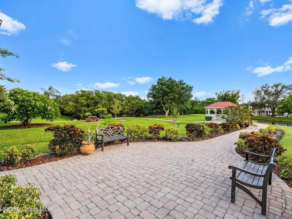 821 Del Rio Way, Merritt Island, FL 32953