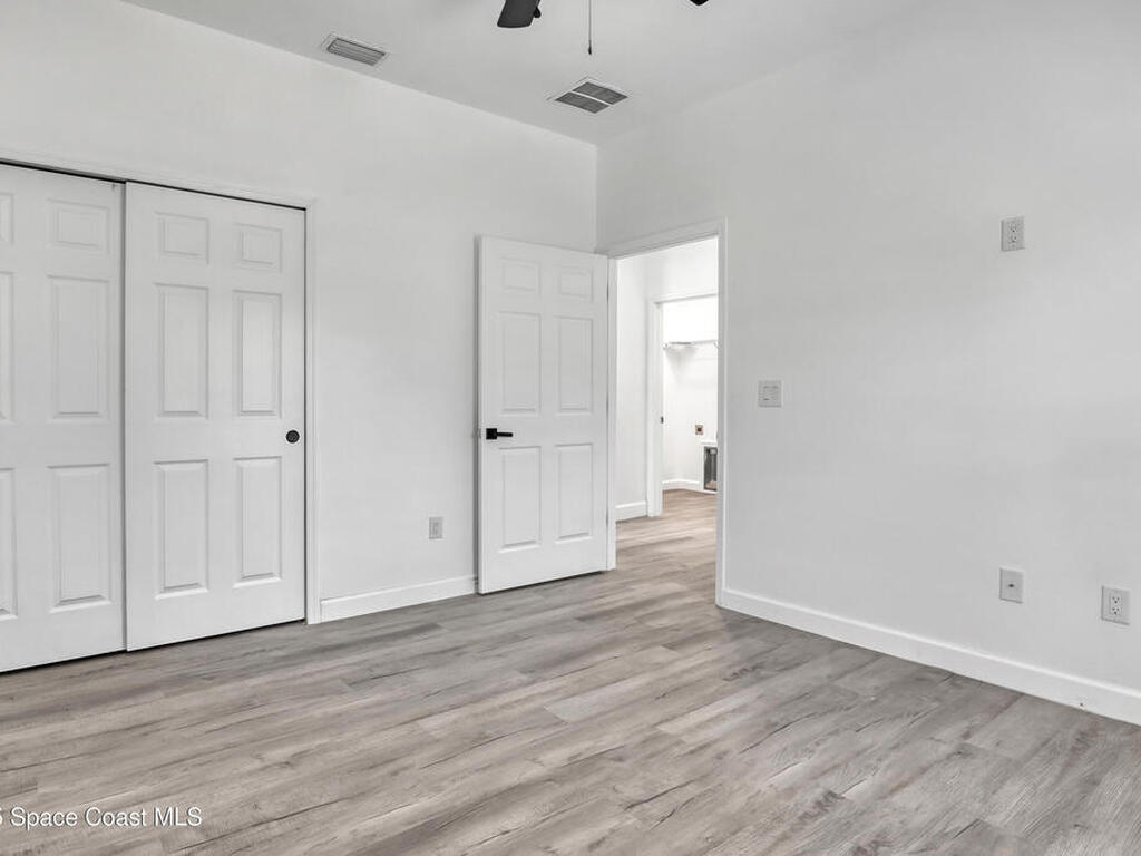 660 Yardley Street, Palm Bay, FL 32908