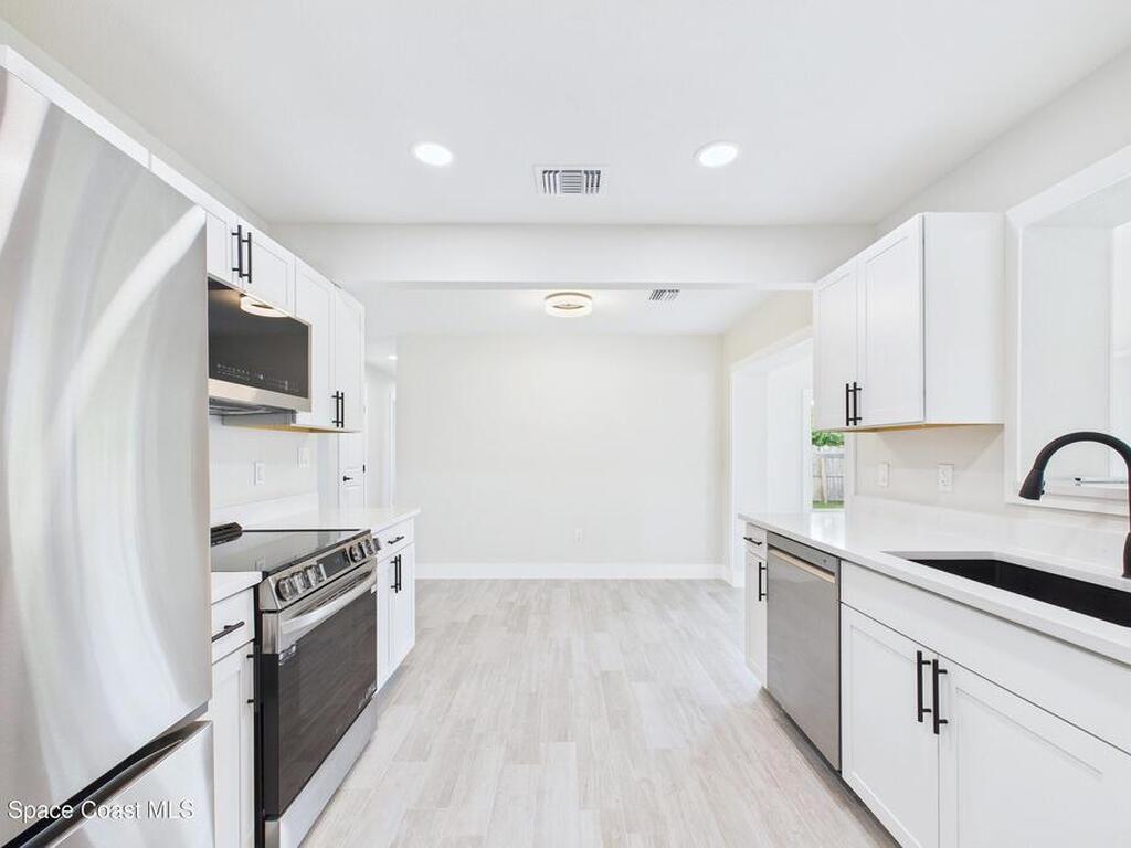 824 Osage Avenue, Melbourne, FL 32935