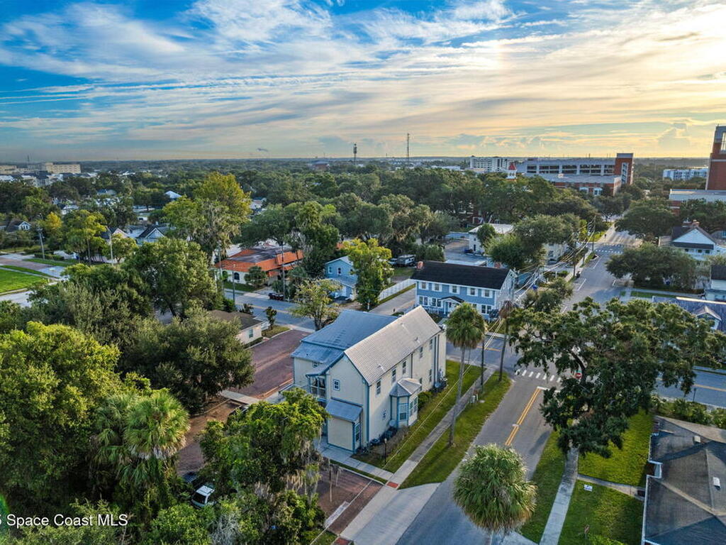 22 S Clyde Avenue, Kissimmee, FL 34741