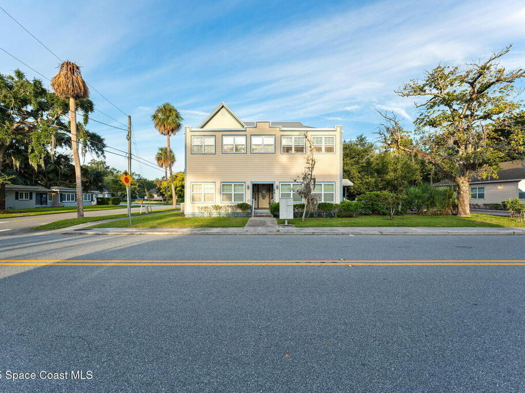 22 S Clyde Avenue, Kissimmee, FL 34741