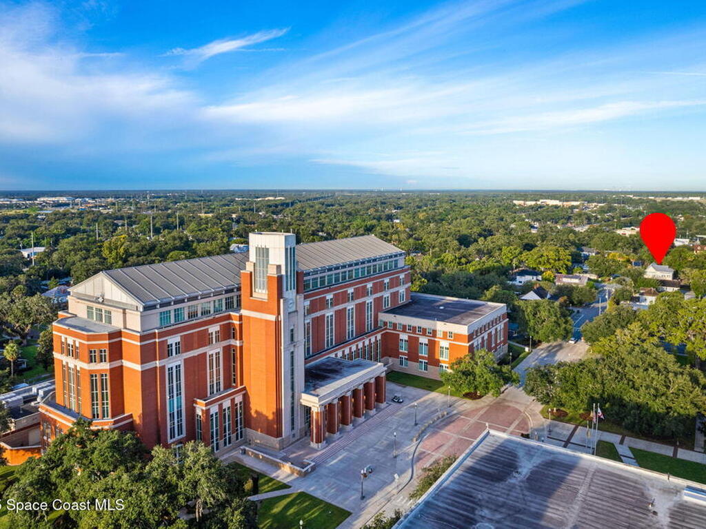 22 S Clyde Avenue, Kissimmee, FL 34741