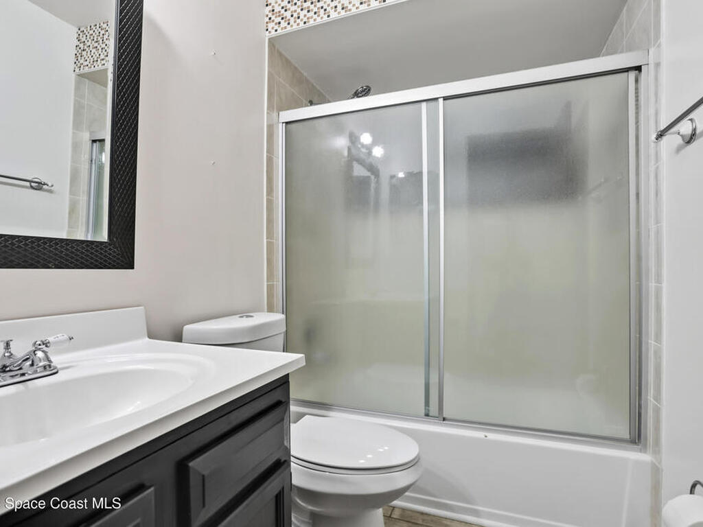 1747 Clover Circle, Melbourne, FL 32935