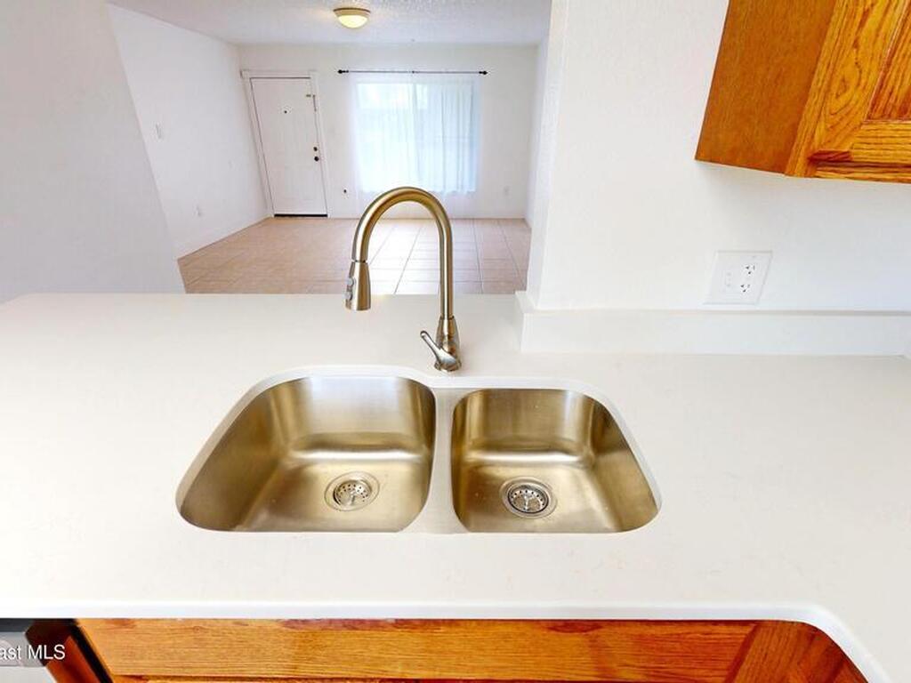 1515 Huntington Lane, Rockledge, FL 32955