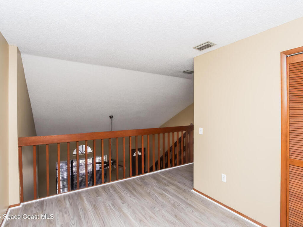 1616 Clover Circle, Melbourne, FL 32935