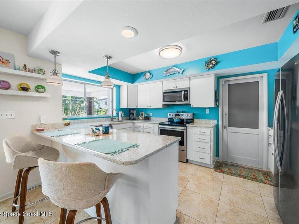 585 Bahama Drive, Indialantic, FL 32903