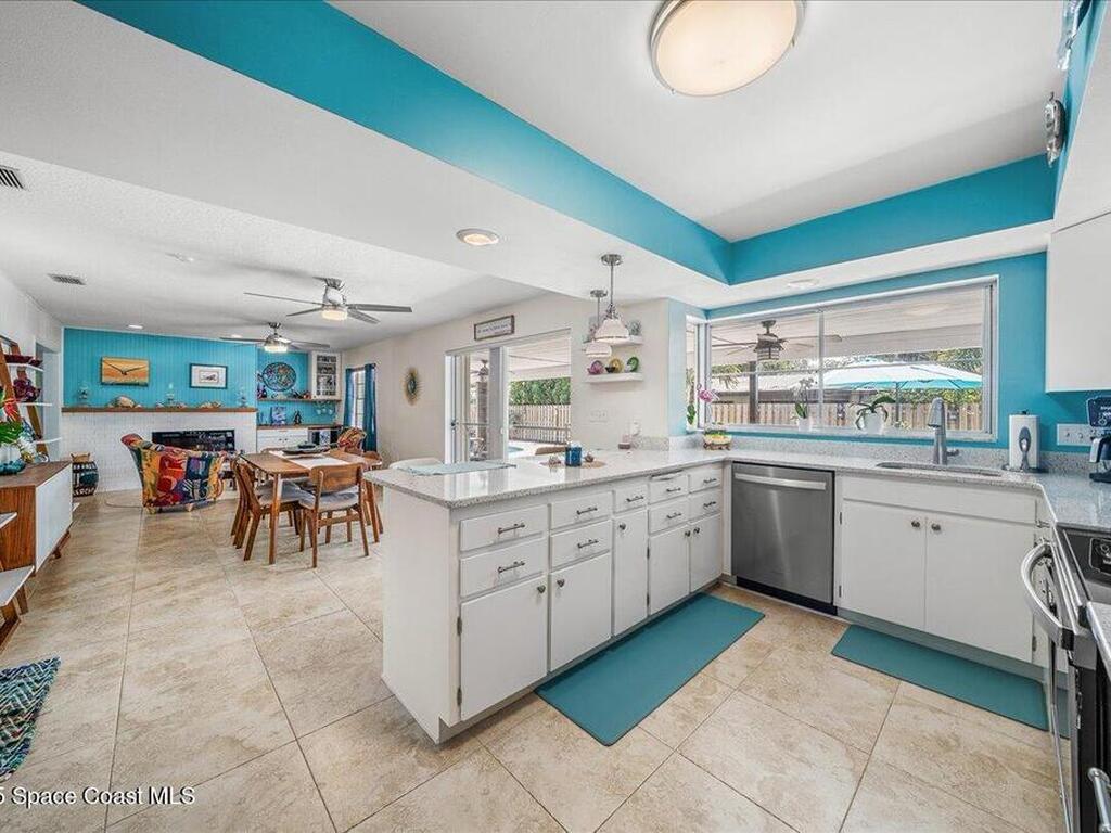 585 Bahama Drive, Indialantic, FL 32903