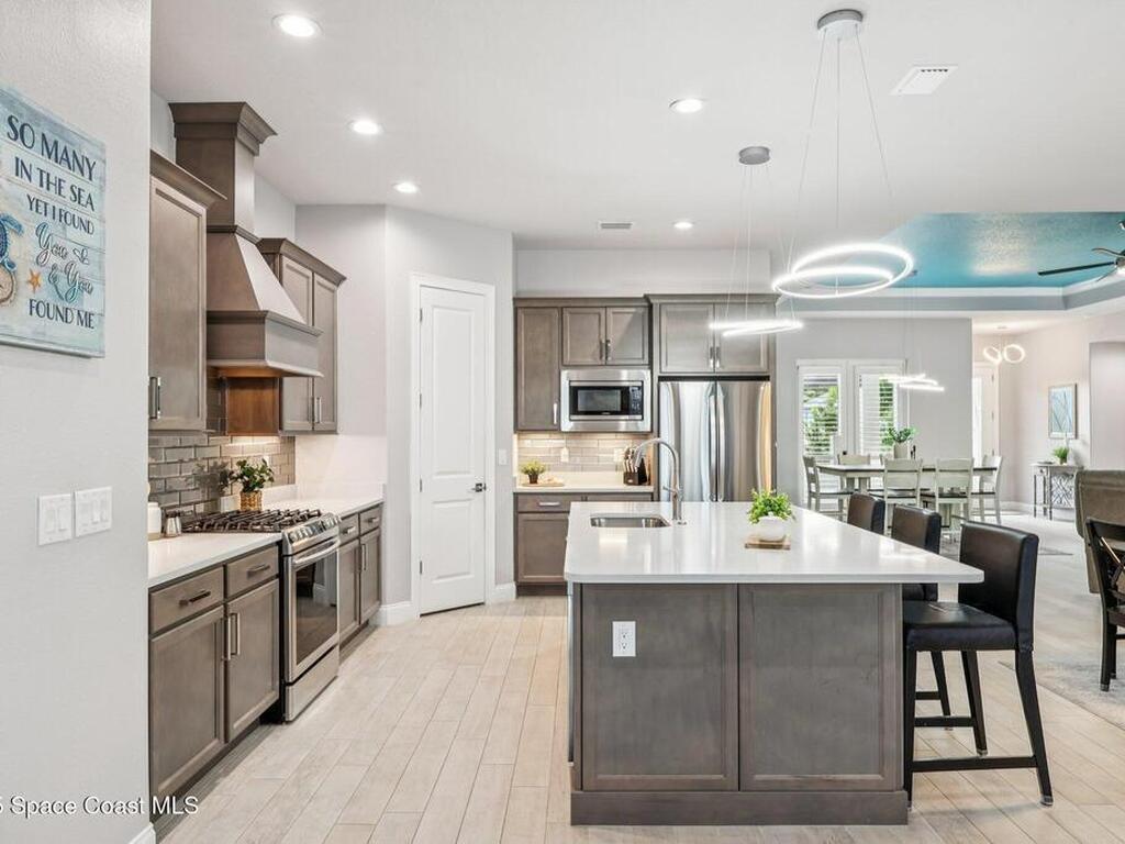 4090 Negal Circle, Melbourne, FL 32901