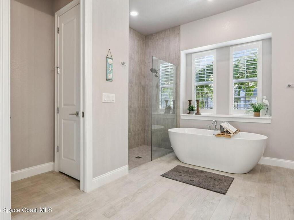 4090 Negal Circle, Melbourne, FL 32901