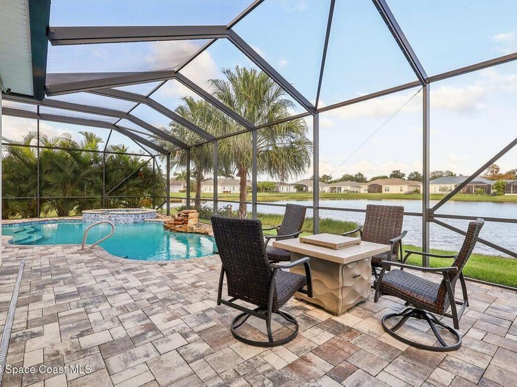 4090 Negal Circle, Melbourne, FL 32901