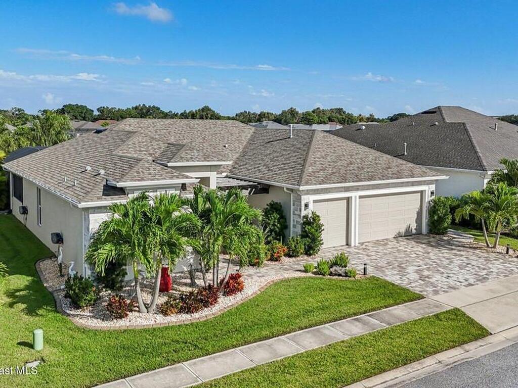 4090 Negal Circle, Melbourne, FL 32901